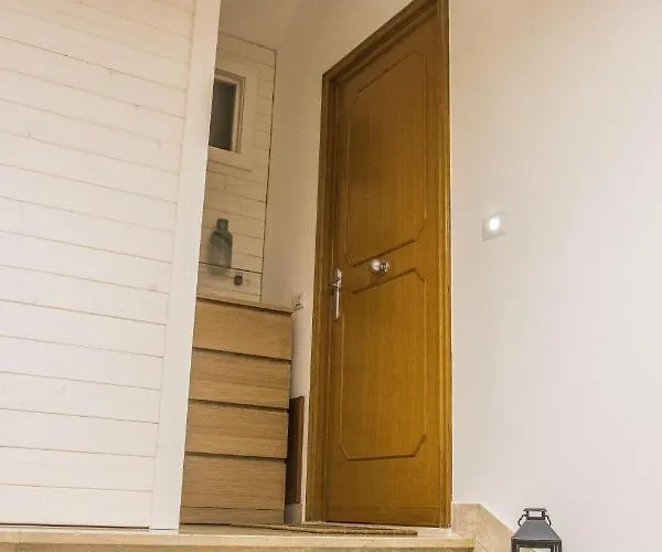 Colonna - Mole Sua Stat Oda ve Kahvaltı 3*