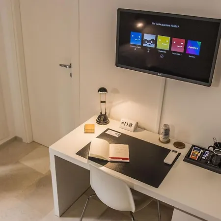 Bed & Breakfast Colonna - Mole Sua Stat 3*