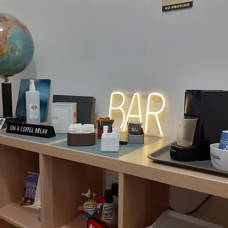 Colonna - Mole Sua Stat Alojamento de Acomodação e Pequeno-almoço 3*